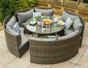 garden furniture set